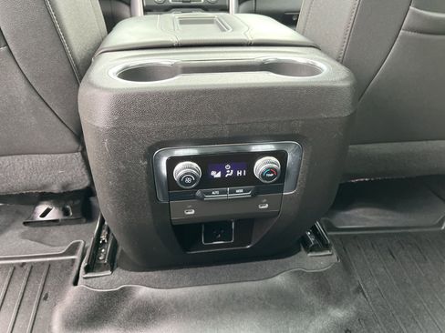 Certified 2023 GMC Yukon SLT image 37