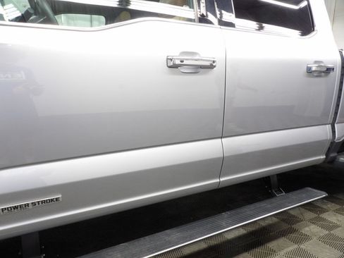 Used 2023 Ford F450 Platinum w/ FX4 Off-Road Package AWD/4WD image 46