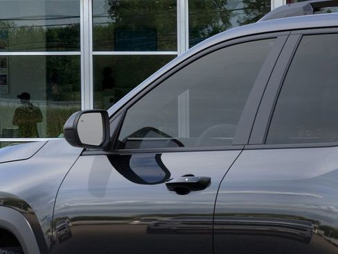 New 2026 Chevrolet Equinox LT image 12