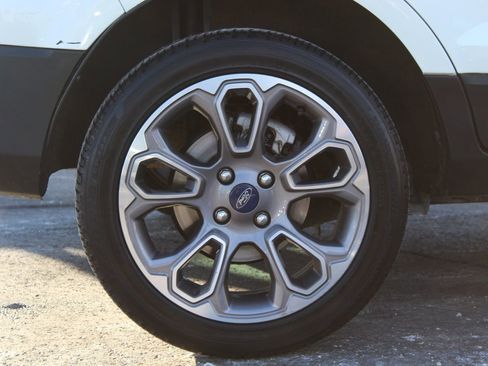 Used 2021 Ford EcoSport Titanium image 25