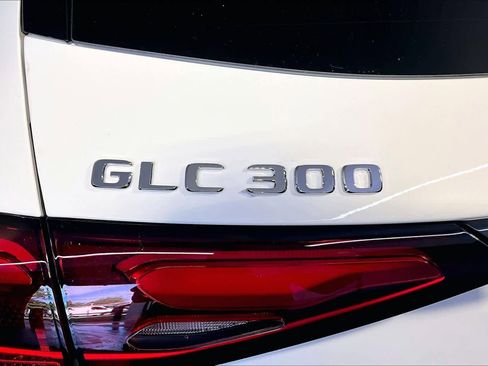 New 2026 Mercedes-Benz GLC 300 4MATIC image 6