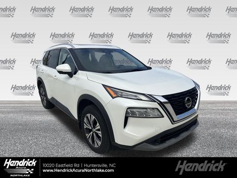 Used 2021 Nissan Rogue SV w/ Premium Package FWD image 1