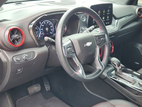 Used 2023 Chevrolet Blazer RS image 2
