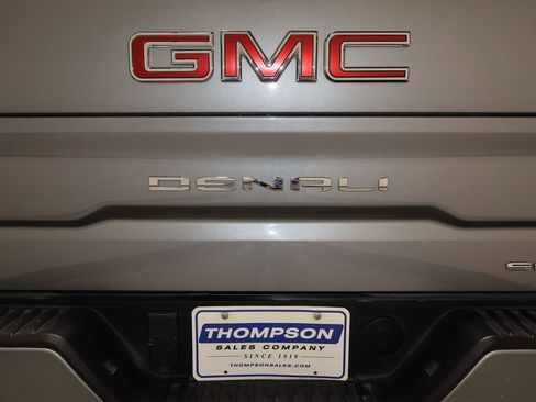 Used 2025 GMC Sierra 1500 Denali AWD/4WD image 41