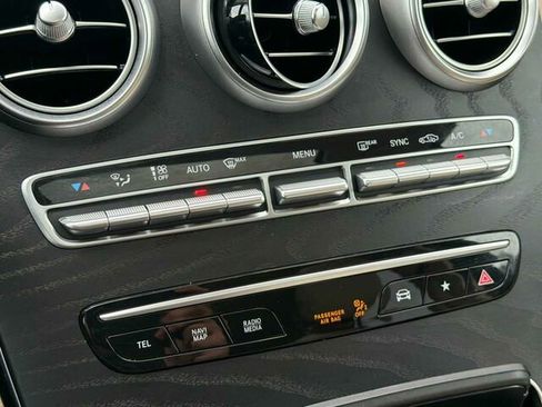 Used 2023 Mercedes-Benz GLC 300 4MATIC Coupe image 26