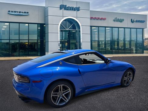 Used 2025 Nissan Z Sport w/ Floor Mat Package RWD image 2