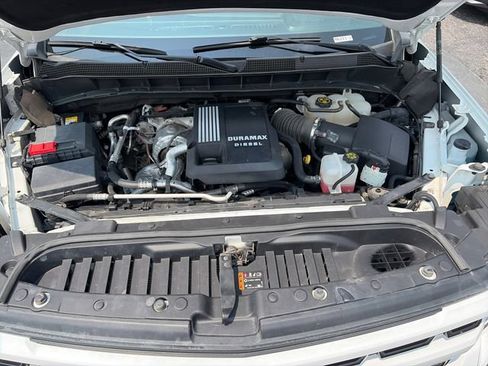 Used 2024 Chevrolet Silverado 1500 RST AWD/4WD image 22