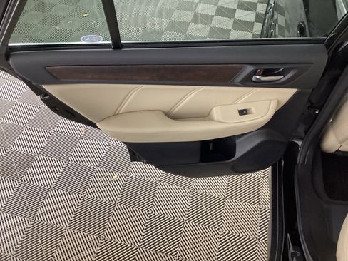 Used 2019 Subaru Outback 3.6R Limited w/ Popular Package #2 image 14