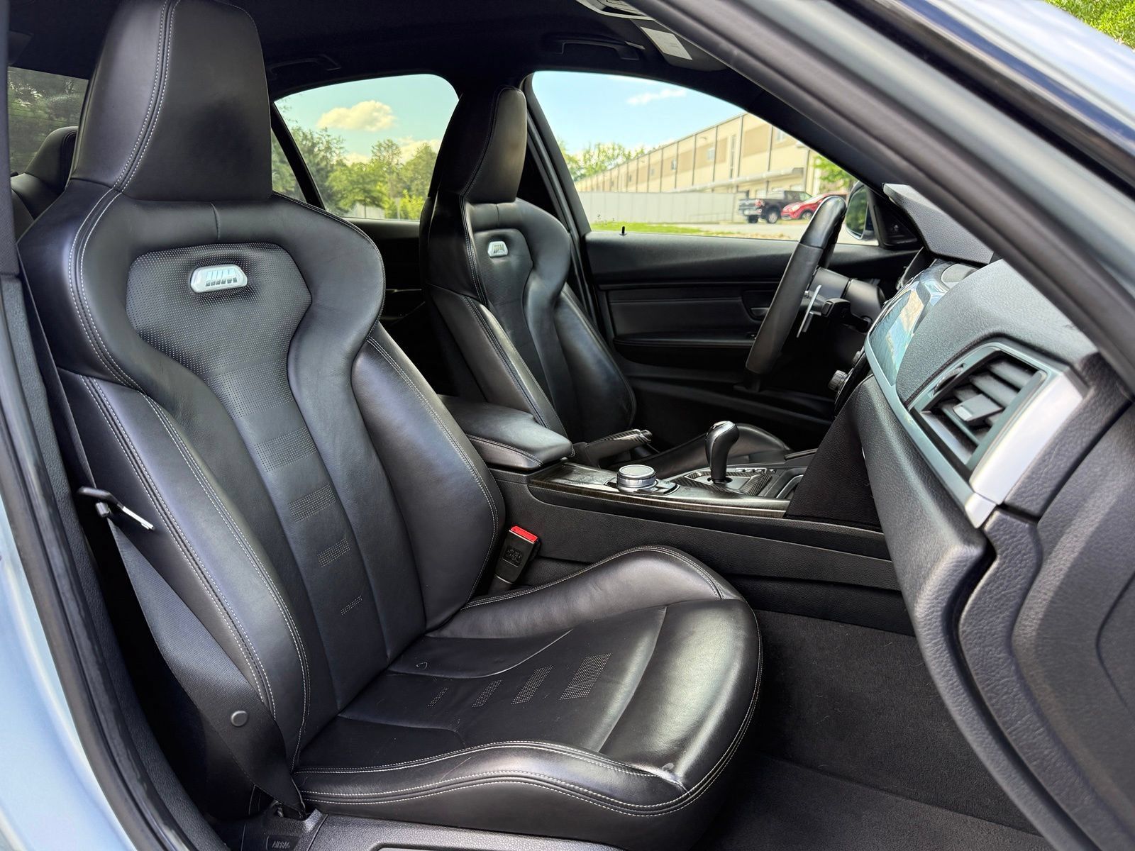 Used 2017 BMW M3 RWD image 36