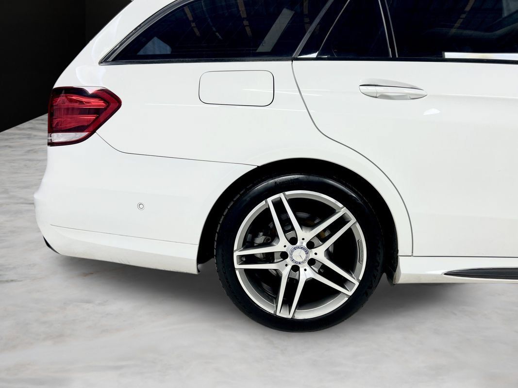 Used 2016 Mercedes-Benz E 350 4MATIC Wagon image 10