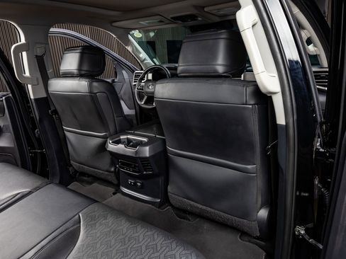 Used 2023 Toyota Sequoia Limited image 32