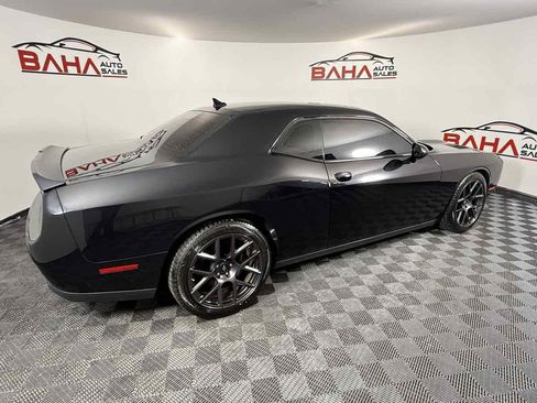Used 2019 Dodge Challenger R/T Scat Pack w/ Driver Convenience Group image 11