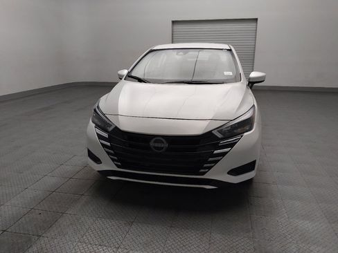 Used 2025 Nissan Versa SV FWD image 15