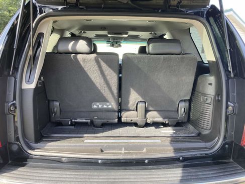 Used 2014 Cadillac Escalade Premium image 8