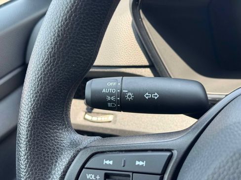 Used 2025 Honda CR-V LX image 24