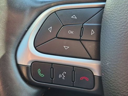 Used 2019 Jeep Compass Limited AWD/4WD image 18