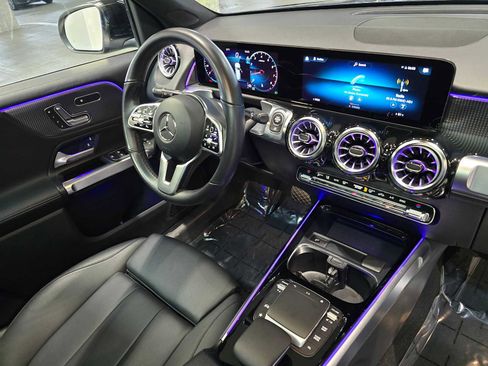 Used 2023 Mercedes-Benz GLB 250 GLB 250 w/ Premium Package image 68