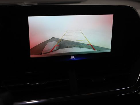 Used 2024 Chevrolet Trax RS image 22