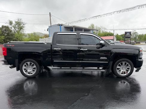 Used 2018 Chevrolet Silverado 1500 High Country image 21
