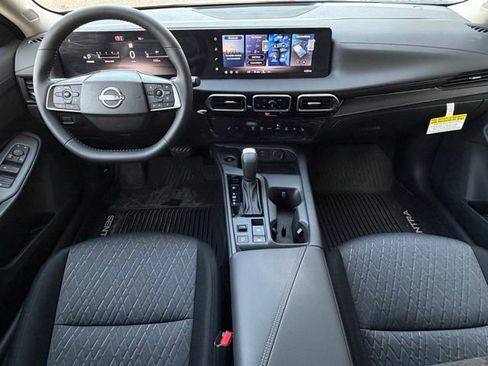 New 2026 Nissan Sentra SV w/ SV Convenience Package FWD image 24