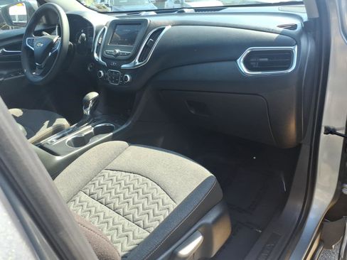 Certified 2023 Chevrolet Equinox LT image 9