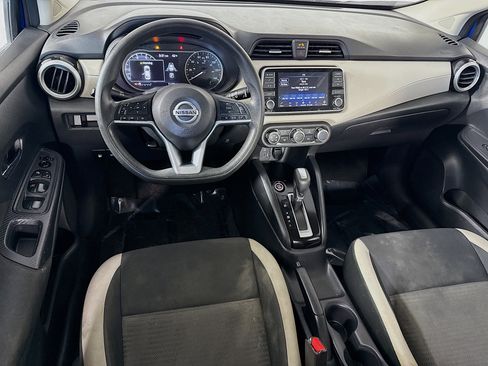Used 2021 Nissan Versa SV image 17
