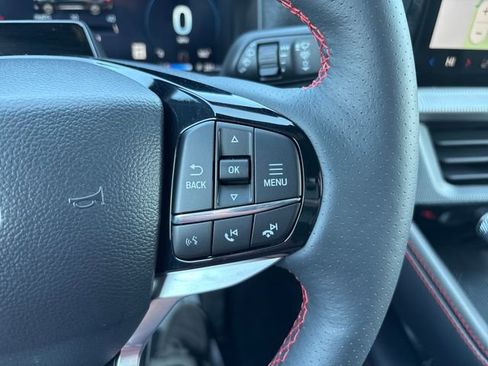 Used 2026 Ford Explorer ST-Line w/ ST-Line Street Pack AWD/4WD image 14