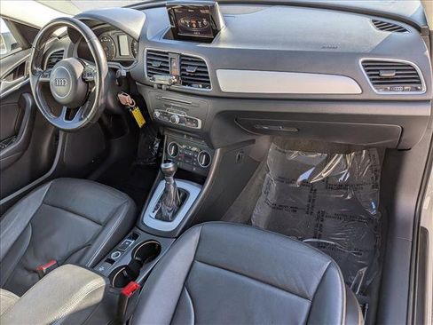 Used 2017 Audi Q3 2.0T Premium image 24