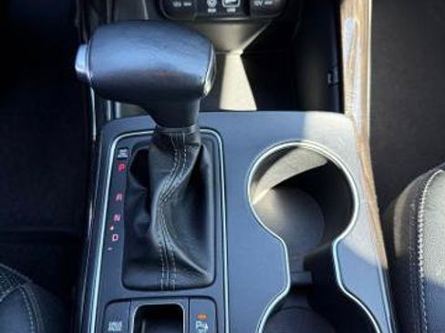 Used 2019 Kia Sorento EX AWD/4WD image 19
