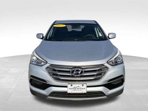 Used 2017 Hyundai Santa Fe Sport image 7