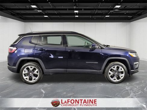 Used 2020 Jeep Compass Limited w/ Rear Convenience Group image 9