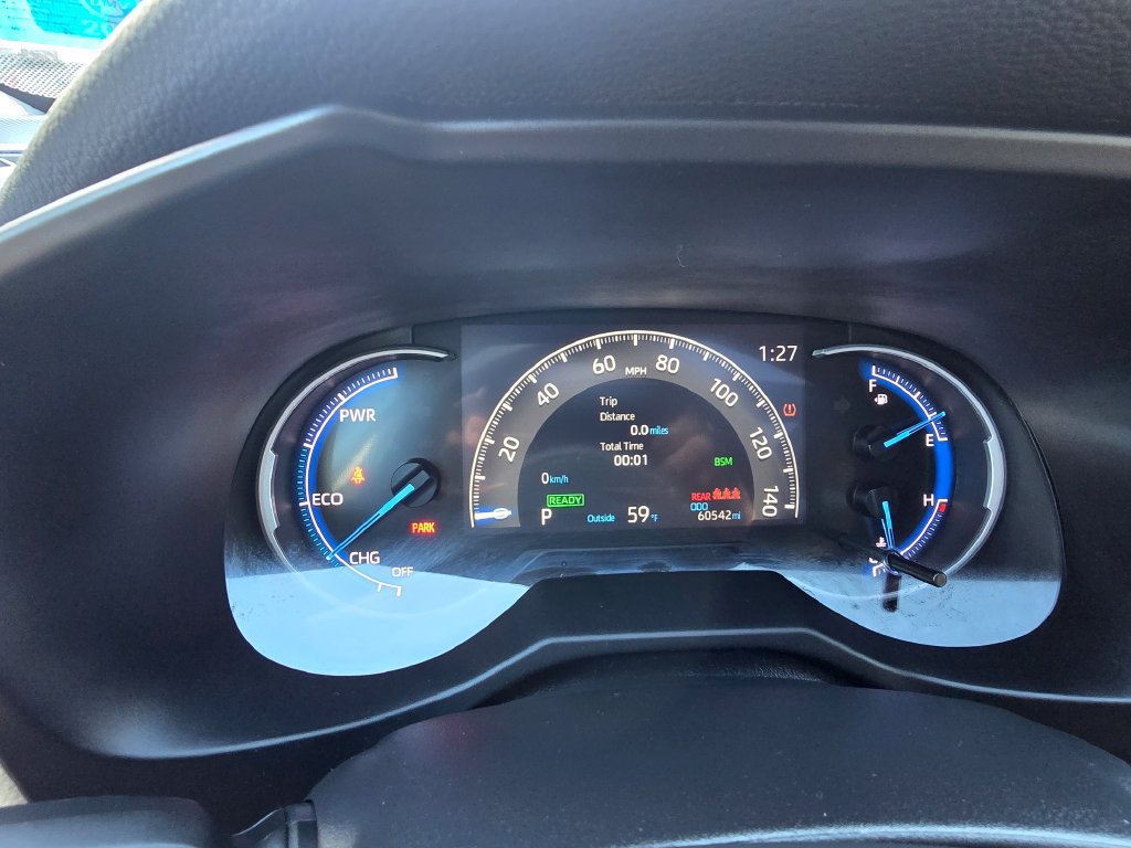 Used 2021 Toyota RAV4 Limited AWD/4WD image 23
