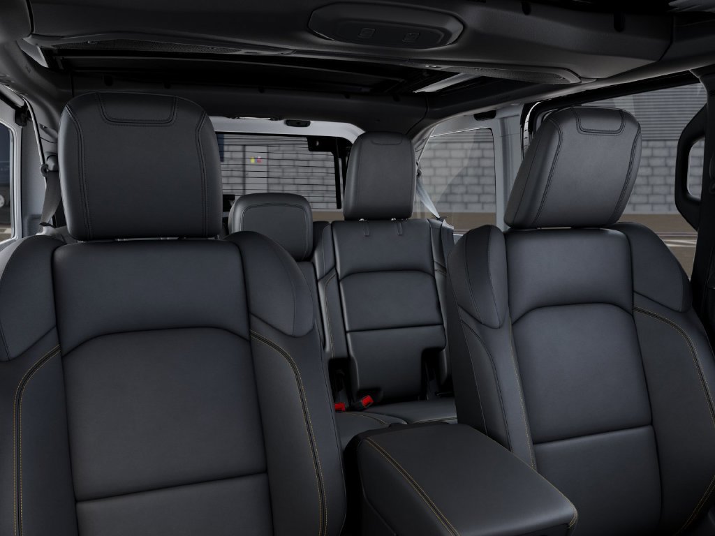 New 2026 Jeep Wrangler Unlimited Sahara AWD/4WD image 26