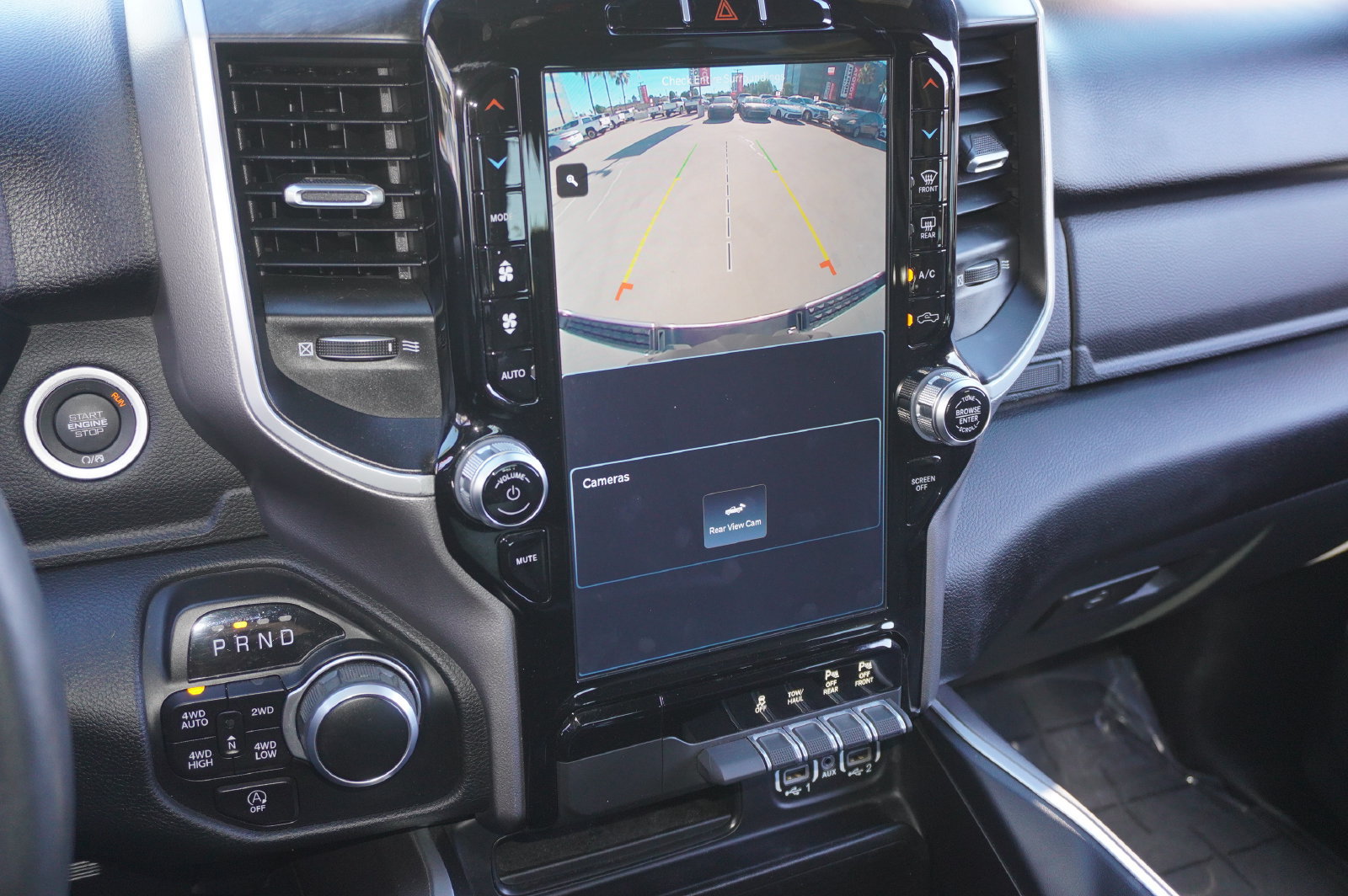 Used 2023 RAM 1500 Big Horn AWD/4WD image 17