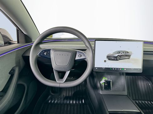 Used 2025 Tesla Model 3 Long Range AWD/4WD image 16