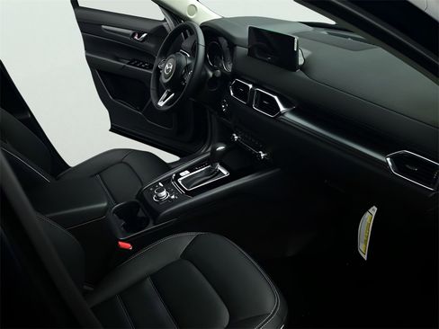 New 2025 MAZDA CX-5 AWD 2.5 S w/ Preferred Package image 11