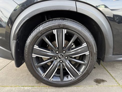 Used 2019 INFINITI QX50 Essential w/ Proactive Package image 9