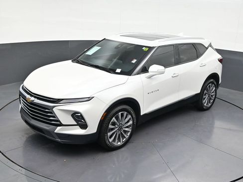 Used 2023 Chevrolet Blazer Premier w/ Driver Confidence II Package FWD image 15