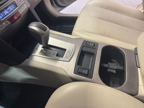 Used 2012 Subaru Outback 2.5i Limited w/ Moonroof Pkg image 19