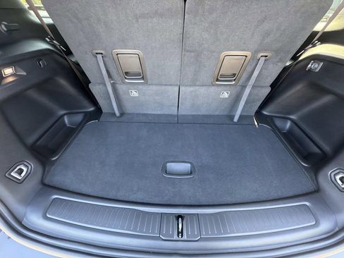 New 2025 Jeep Grand Cherokee L Altitude image 16