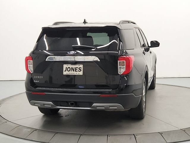 Used 2023 Ford Explorer XLT w/ Equipment Group 202A RWD image 7