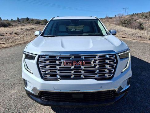 New 2026 GMC Acadia Denali w/ Super Cruise Package image 9