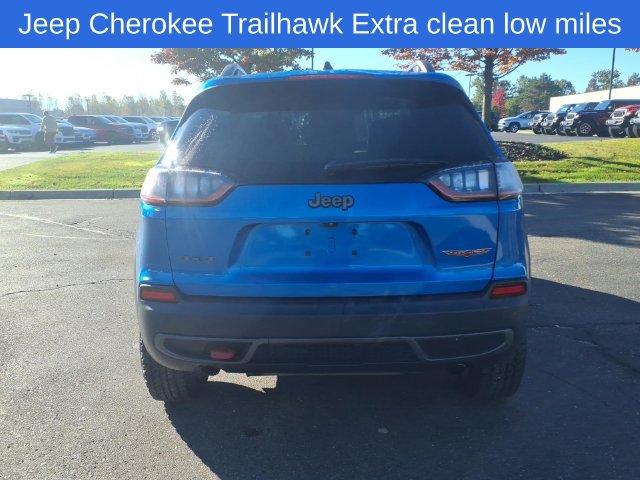 Used 2019 Jeep Cherokee Trailhawk w/ Comfort/Convenience Group AWD/4WD image 5