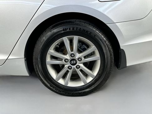 Used 2015 Hyundai Sonata SE w/ Option Group 09 FWD image 32