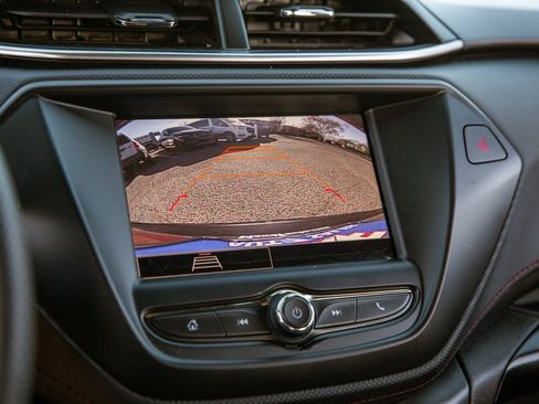 Used 2023 Chevrolet TrailBlazer RS image 16