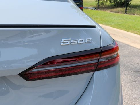 New 2027 BMW 550e xDrive AWD/4WD image 11
