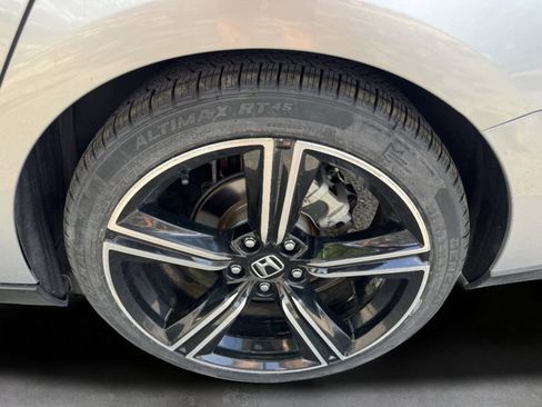 Used 2024 Honda Accord Sport image 22