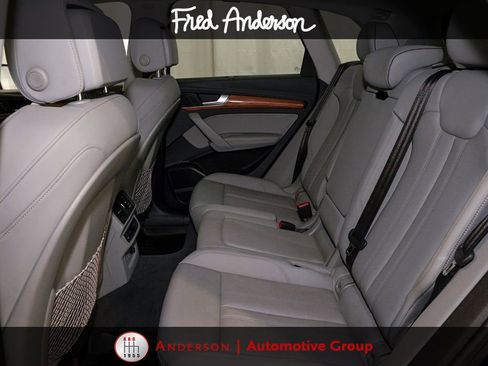Used 2021 Audi Q5 Prestige w/ Prestige Package AWD/4WD image 10