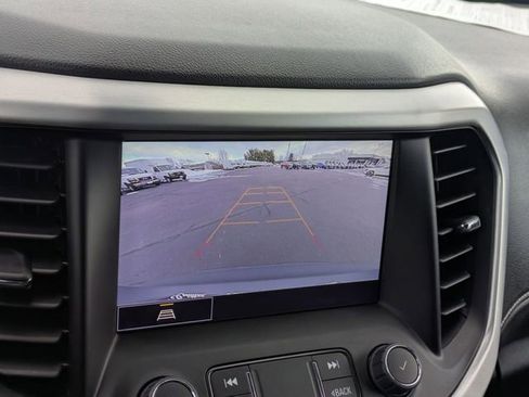 Used 2023 GMC Acadia SLE w/ Driver Convenience Package image 22