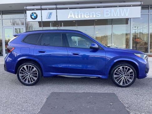 Certified 2025 BMW X1 xDrive28i w/ Premium Package image 9